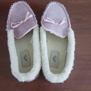 Youth Pink glitter moccasin slipper